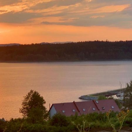 Apartman Plachetnice Frymburk Exteriör bild