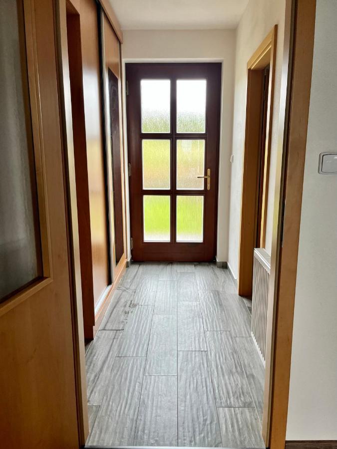 Apartman Plachetnice Frymburk Exteriör bild