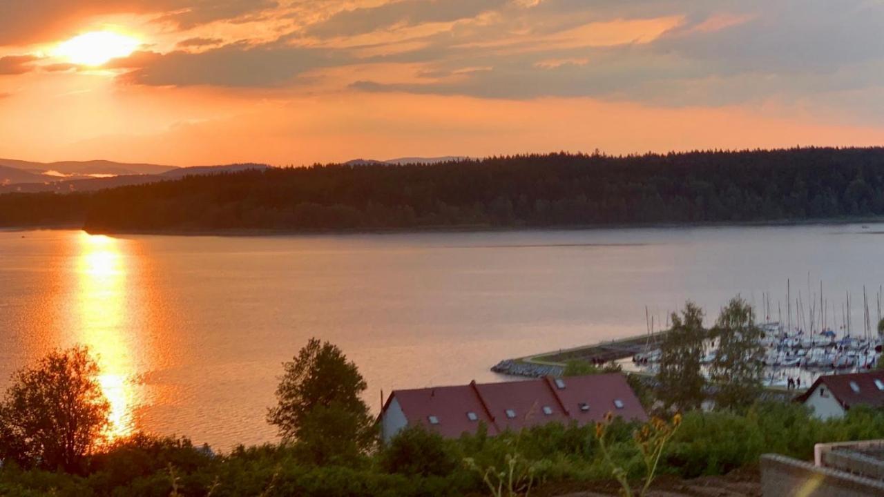 Apartman Plachetnice Frymburk Exteriör bild